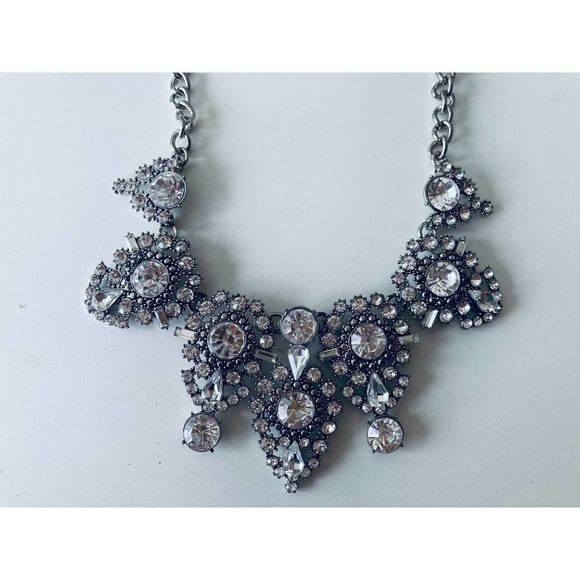 Formal Rhinestone Necklace! - Picture 4 of 9